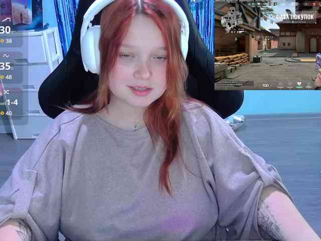 AlinaAdams webcam