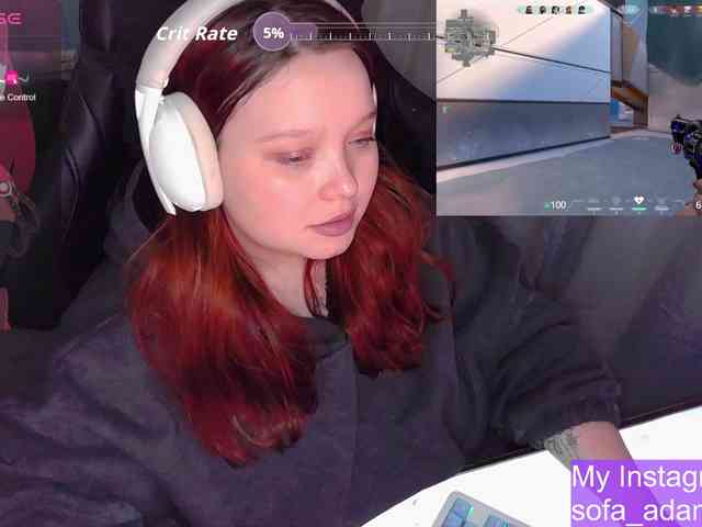 AlinaAdams AlinaAdams