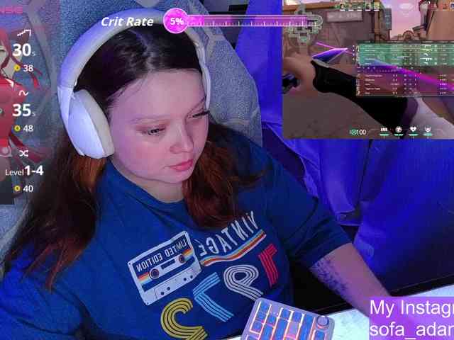 AlinaAdams AlinaAdams