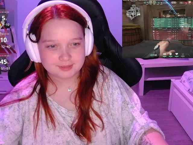 AlinaAdams webcam