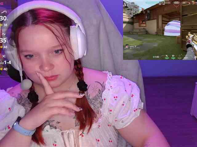 AlinaAdams webcam