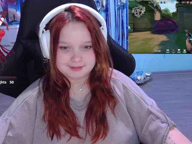 AlinaAdams webcam