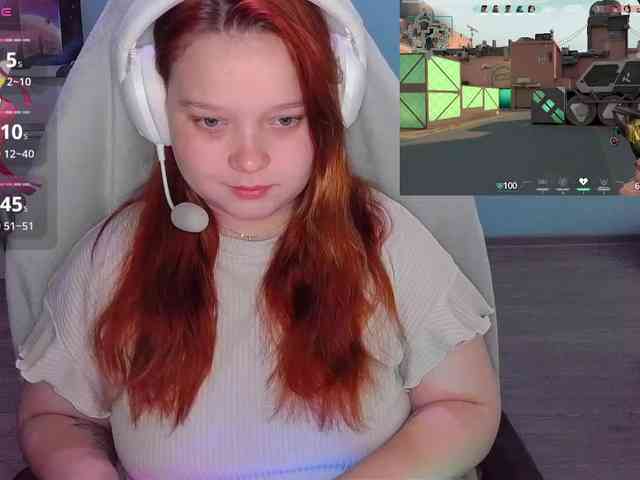 AlinaAdams webcam