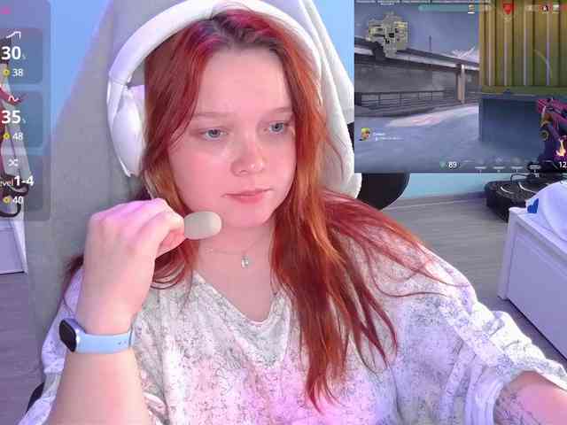 AlinaAdams webcam