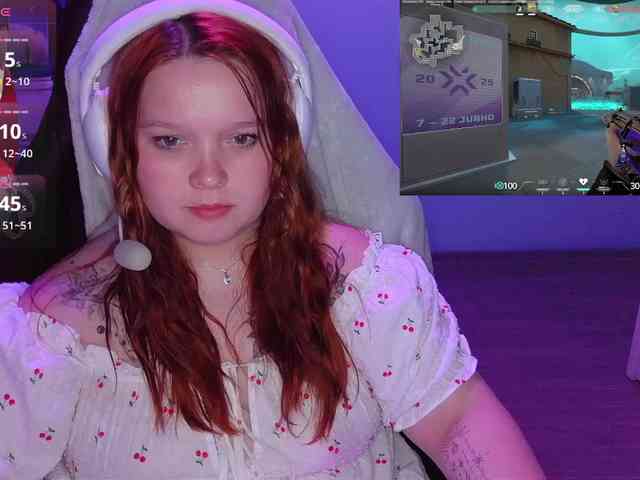 AlinaAdams webcam
