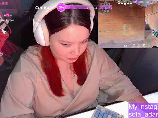 AlinaAdams AlinaAdams