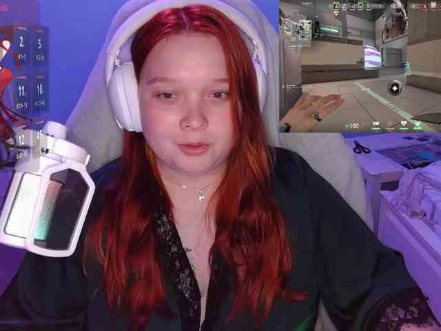 AlinaAdams webcam