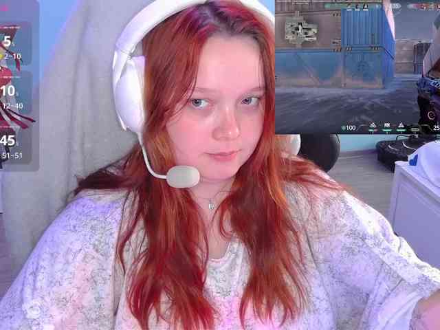 AlinaAdams webcam