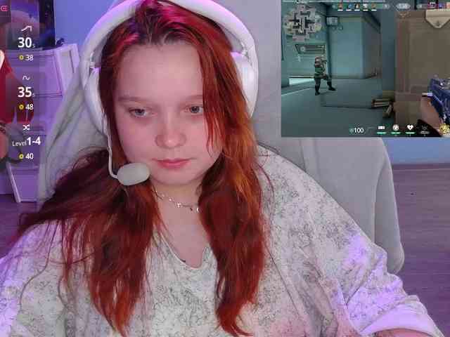 AlinaAdams webcam
