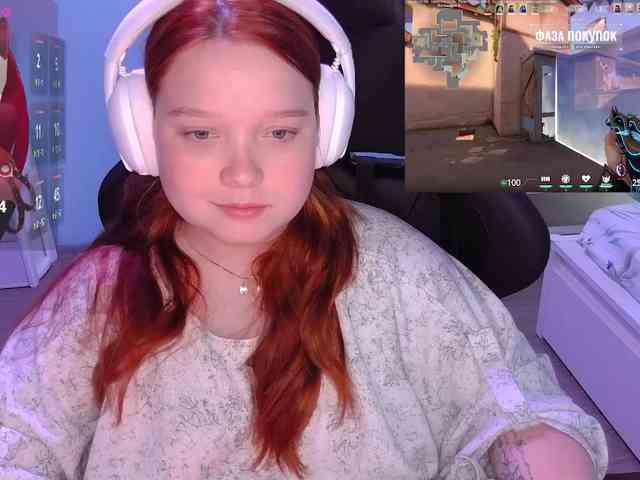 chat room free AlinaAdams