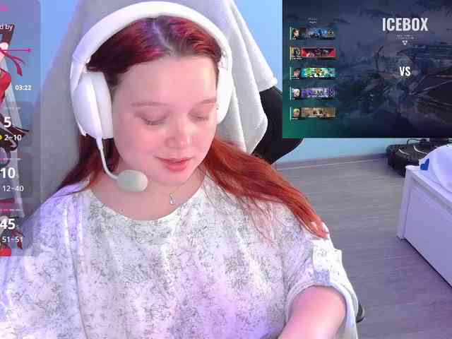 AlinaAdams webcam
