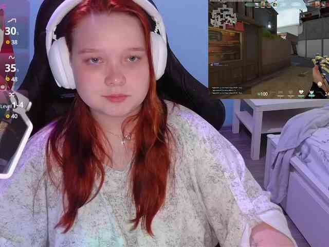 AlinaAdams webcam