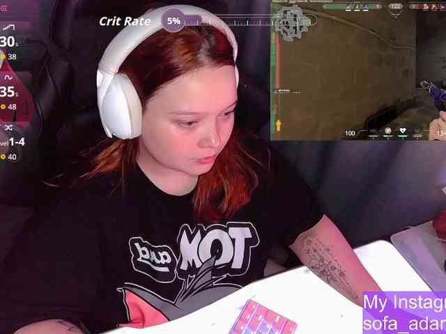 AlinaAdams webcam
