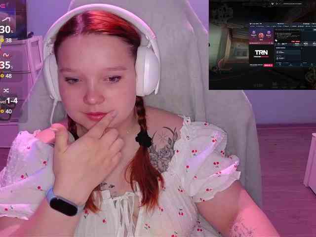AlinaAdams webcam