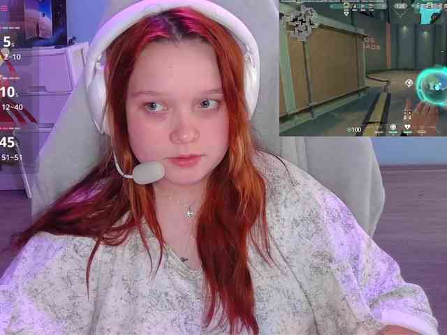 AlinaAdams webcam