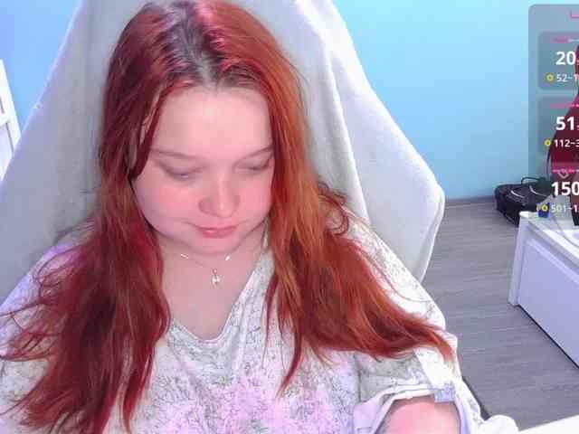 AlinaAdams webcam