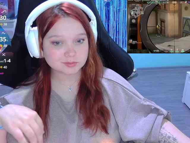 AlinaAdams webcam