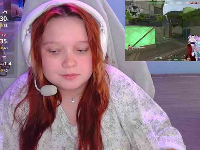 AlinaAdams webcam