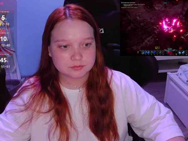 AlinaAdams webcam