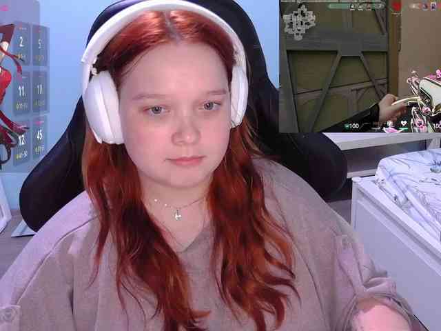 AlinaAdams webcam