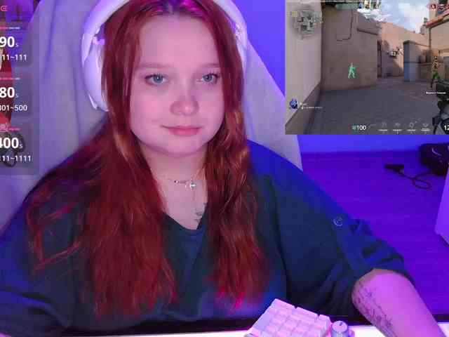 AlinaAdams webcam