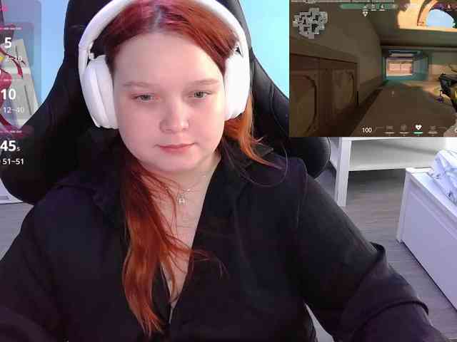 AlinaAdams webcam
