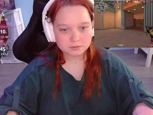AlinaAdams webcam