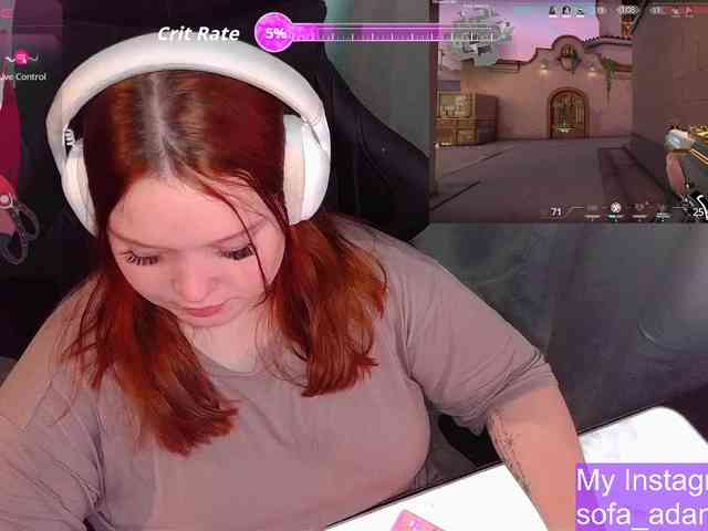 AlinaAdams webcam