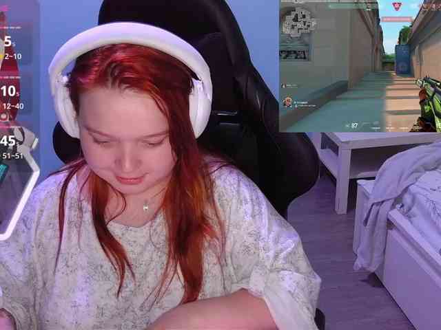 AlinaAdams webcam