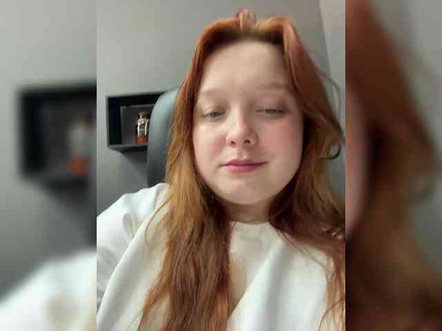 AlinaAdams webcam