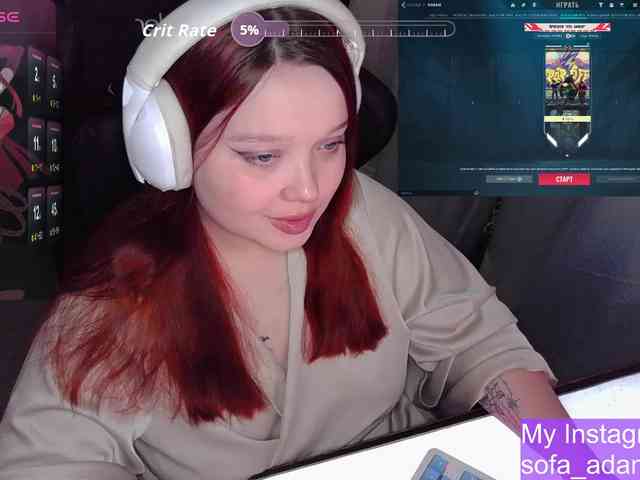 AlinaAdams AlinaAdams