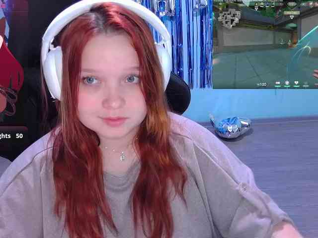 AlinaAdams webcam
