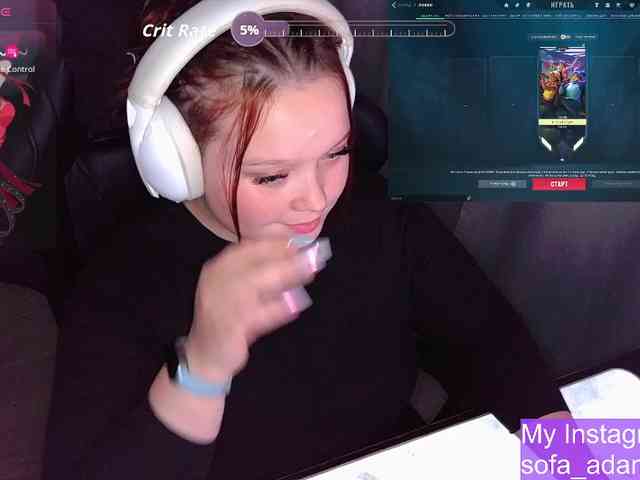 AlinaAdams webcam