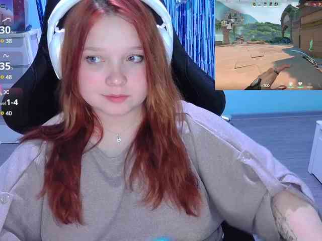 AlinaAdams webcam