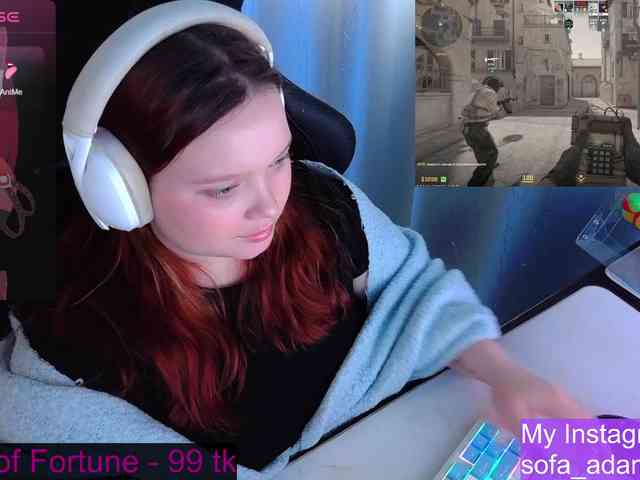 AlinaAdams AlinaAdams