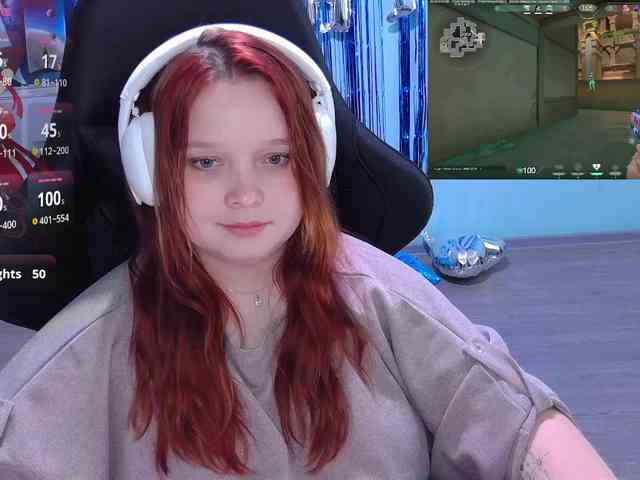 AlinaAdams webcam