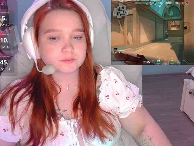 AlinaAdams webcam
