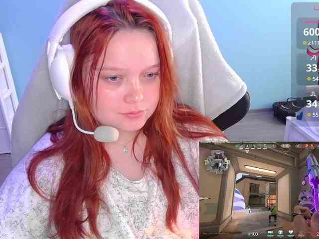 AlinaAdams webcam