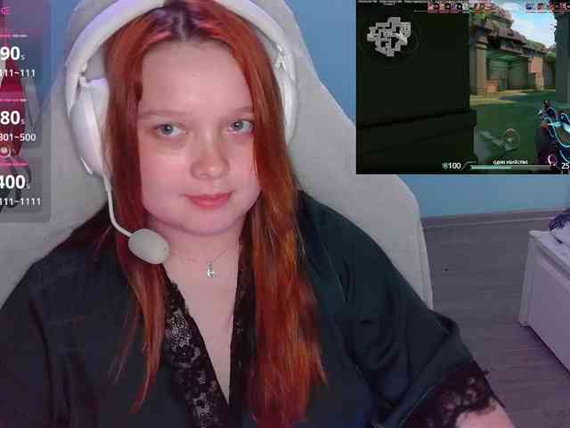 AlinaAdams webcam