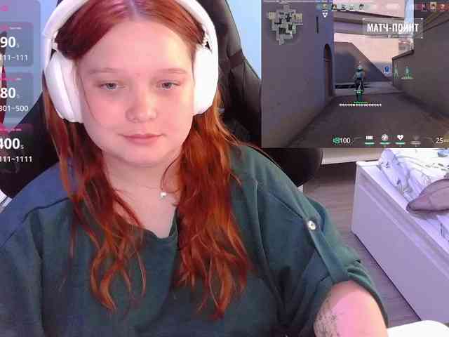 AlinaAdams webcam