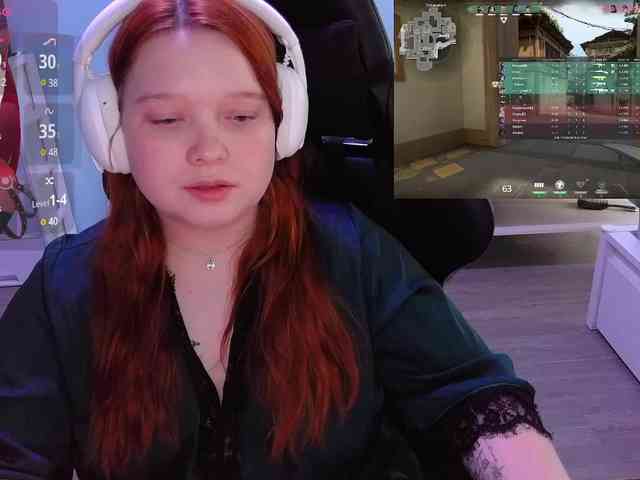 AlinaAdams webcam