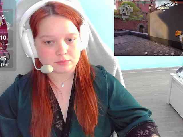 AlinaAdams webcam