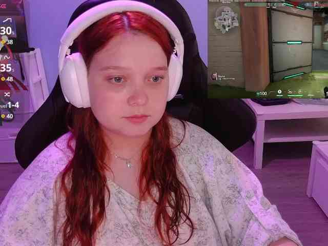 AlinaAdams webcam