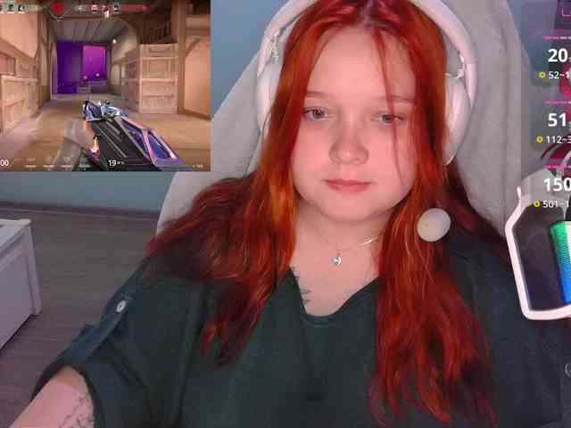 AlinaAdams webcam