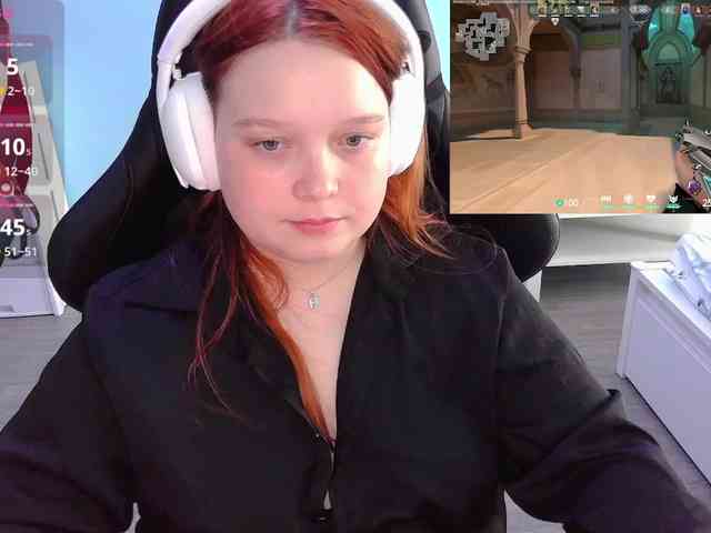 AlinaAdams webcam