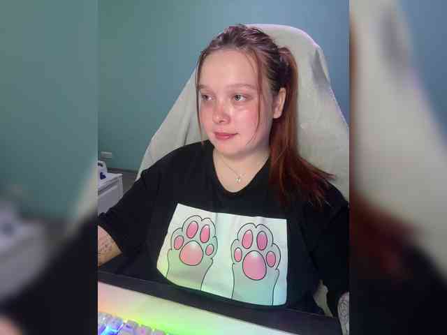 AlinaAdams webcam