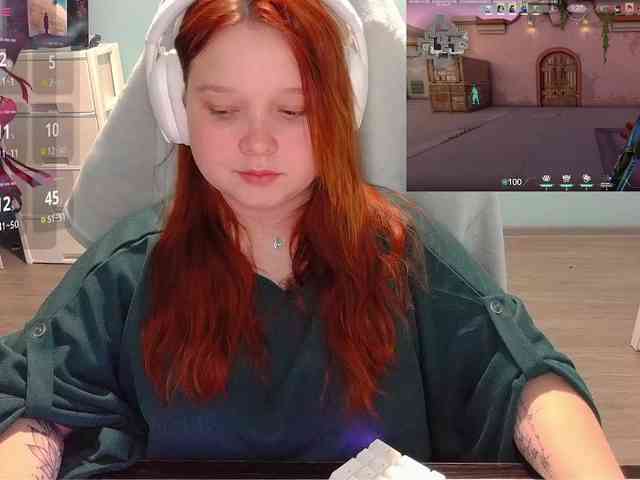 AlinaAdams webcam