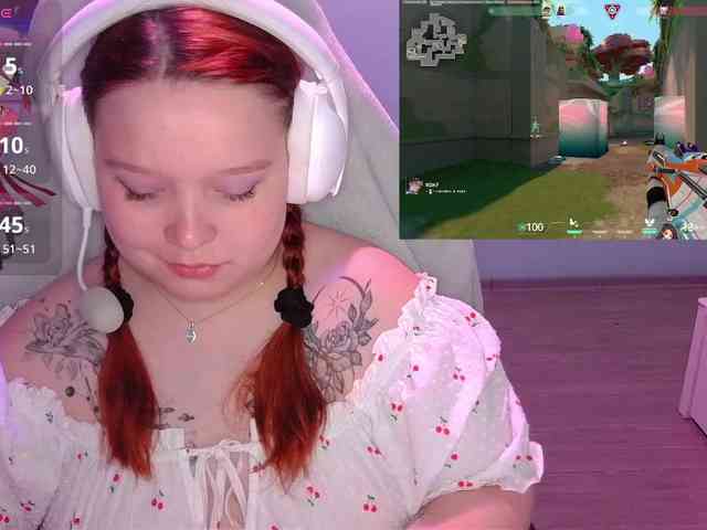 AlinaAdams webcam