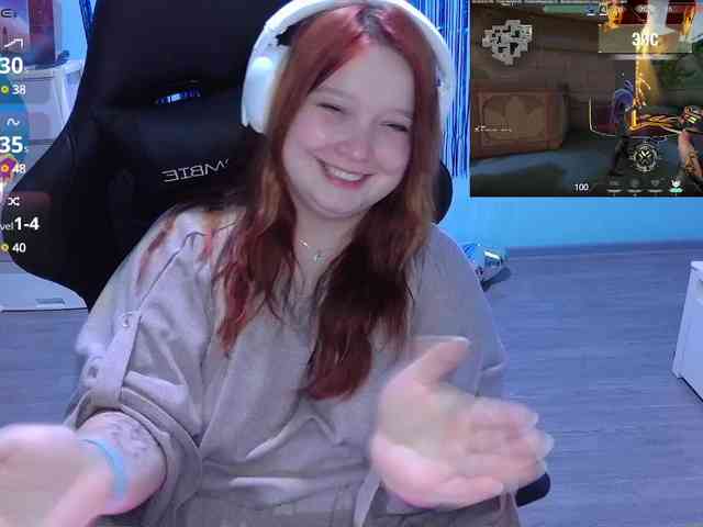 AlinaAdams webcam