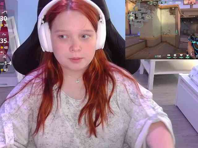 AlinaAdams webcam